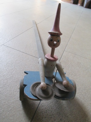 Antico e raro giocattolo  Pinocchio